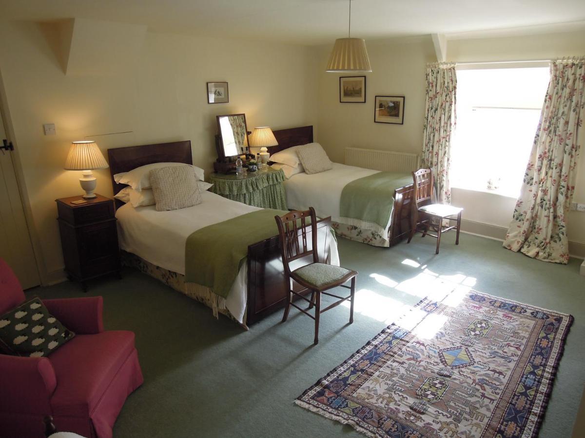 Hound House Bed & Breakfast Yetminster Exterior photo